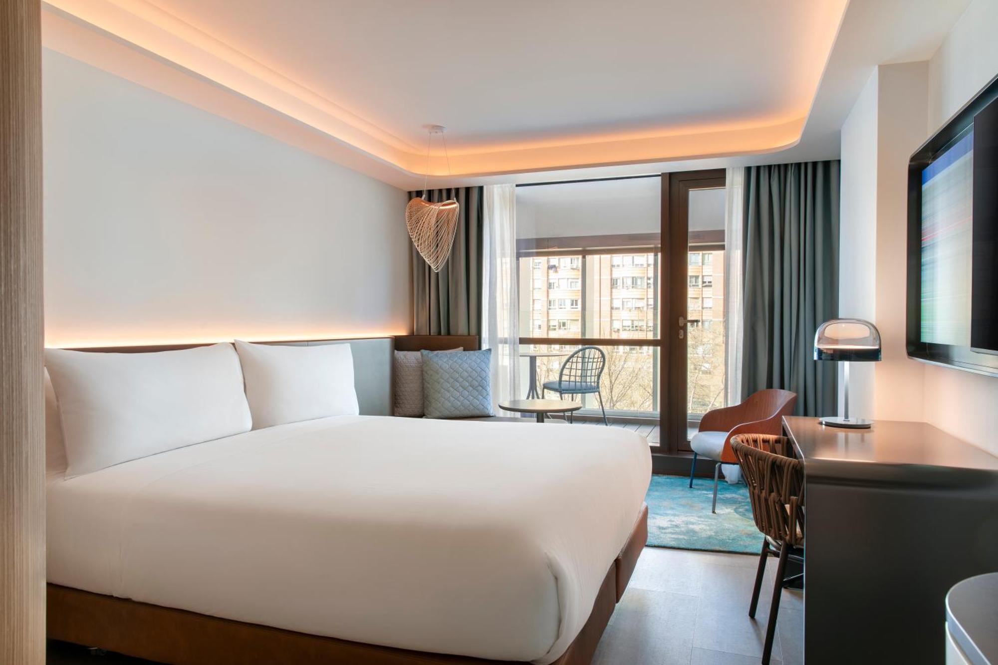 Labtwentytwo Barcelona, A Tribute Portfolio Hotel By Marriott Экстерьер фото